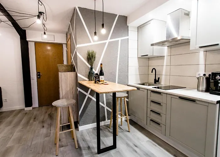Lovely Two Bedroom In The Center Of Apartamento